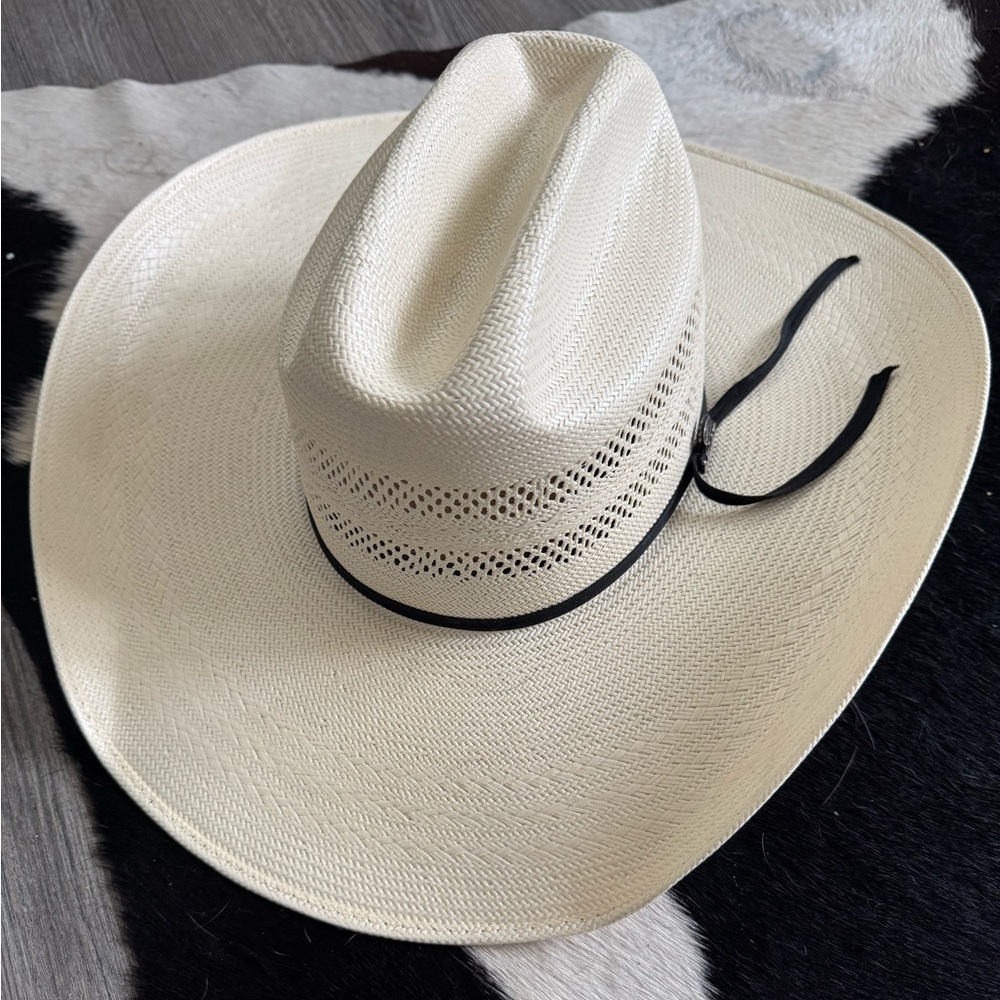 Ariat Cream Cowboy Hat with Black Trim